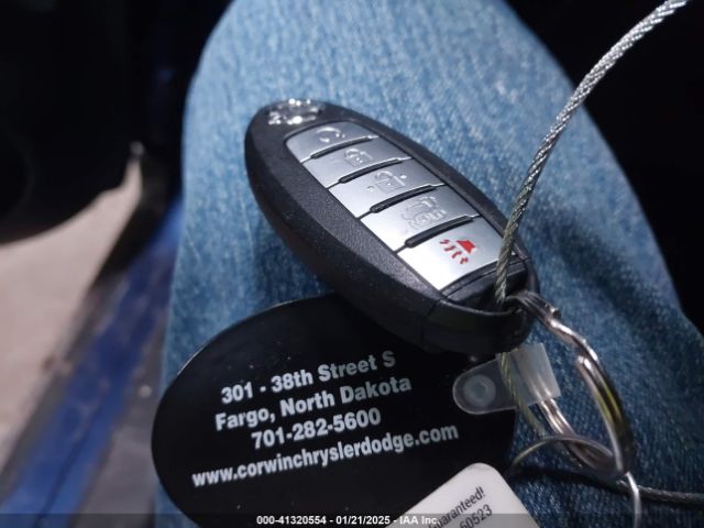 KNMAT2MV1KP552968 Nissan ROGUE SV