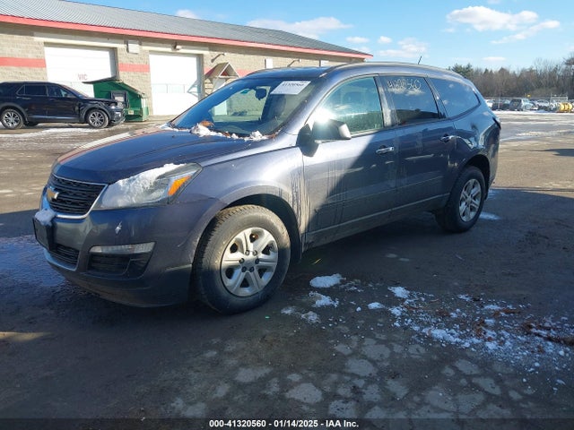 Chevrolet Traverse Ls 2014 1GNKVFKDXEJ180948 Image 2