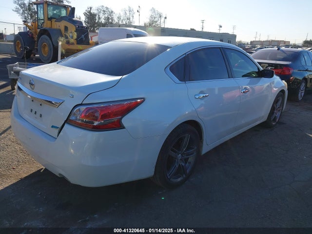 1N4AL3AP6EN390028 Nissan Altima 2.5 S