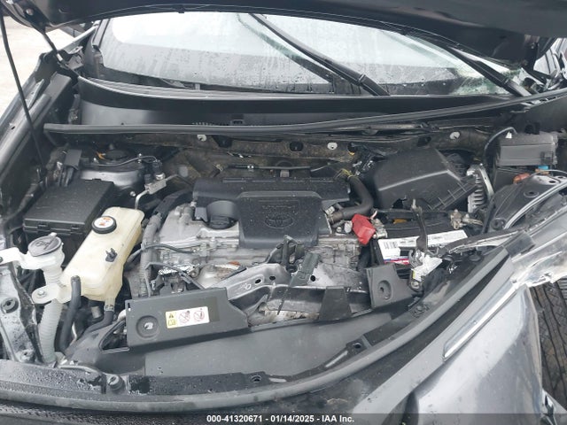 Toyota RAV4 LE 2018 JTMZFREV5JJ207638 Image 10