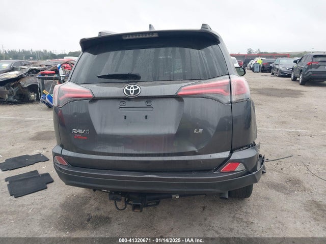 Toyota RAV4 LE 2018 JTMZFREV5JJ207638 Image 15