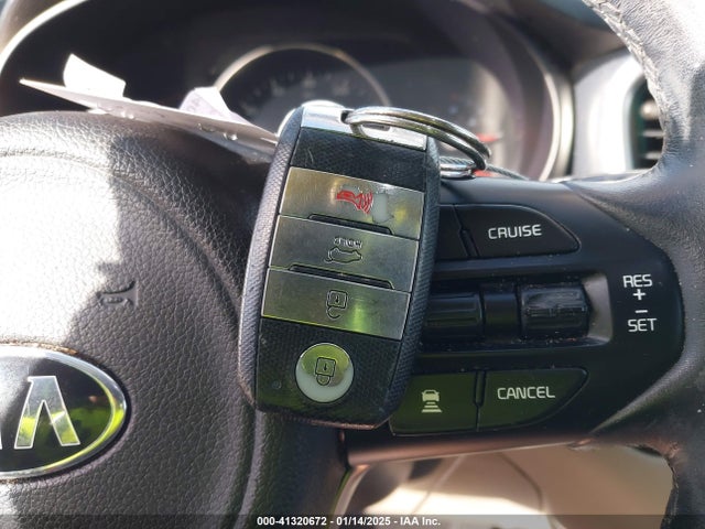 5XYPH4A52HG307149 KIA Sorento 3.3l Ex