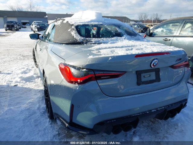 2022 BMW M4 WBS33BA09NCK98125 Photo 2