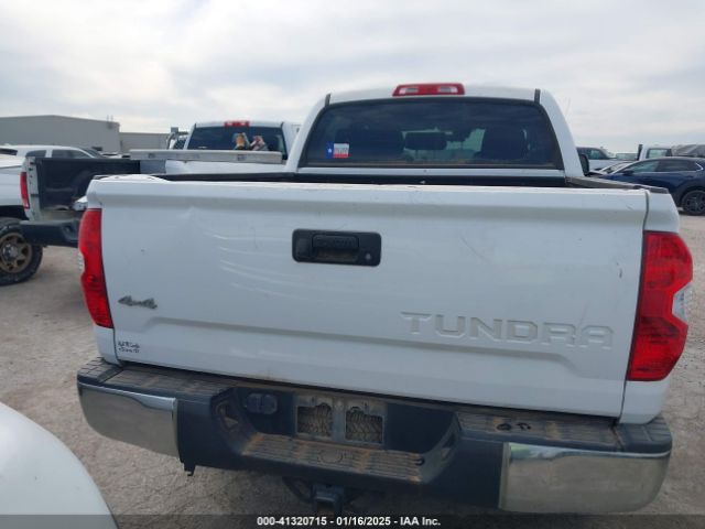 5TFDW5F19JX770994 Toyota Tundra Sr5 5.7l V8