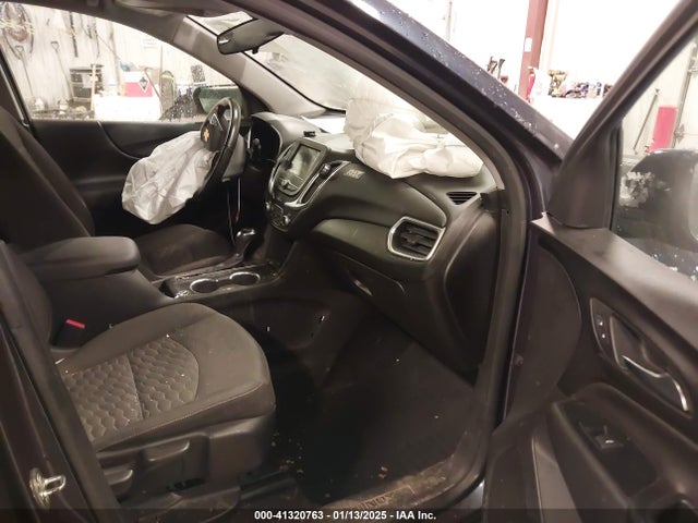 3GNAXKEV3KL106133 Chevrolet EQUINOX LT