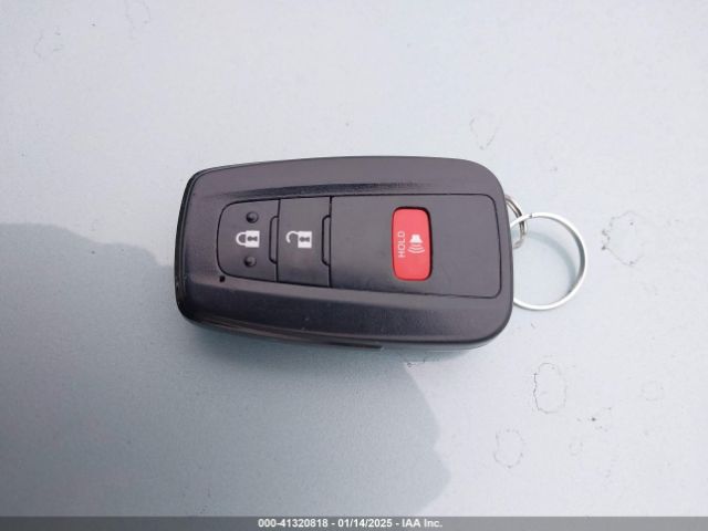 JTDKAMFU5N3162705 Toyota Prius L