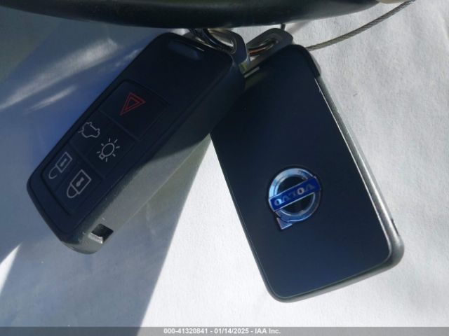 LYV402FM1GB096158 Volvo S60 Inscription T5 Drive-e Platinum