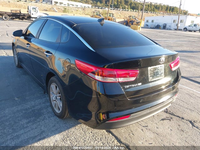 KIA Optima Lx 2018 5XXGT4L39JG203746 Image 3