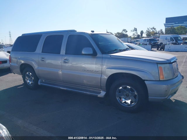 41320914 :رقم المزاد ، 3GYFK66N75G215284 vin ، 2005 Cadillac Escalade Esv Platinum Edition مزاد بيع