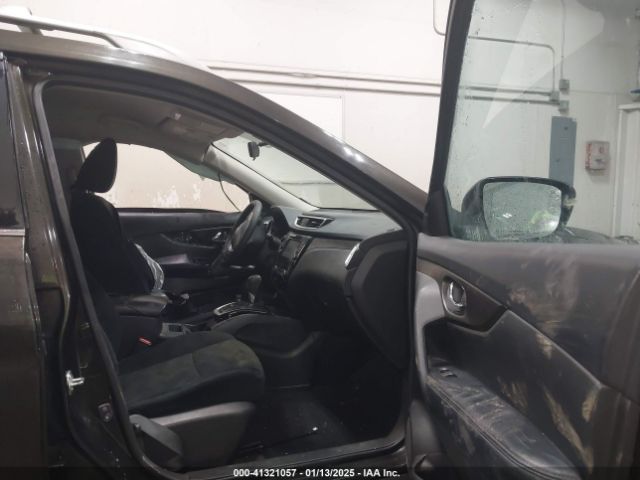 5N1AT2MK5EC823673 Nissan ROGUE SV