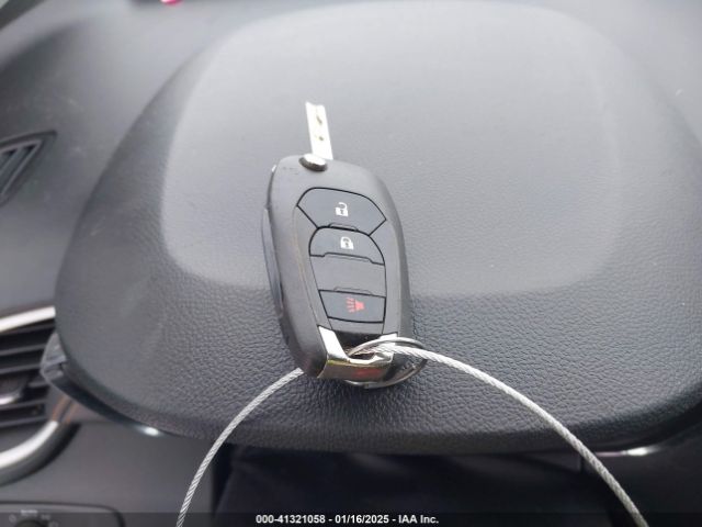 KL7CJKSB9LB067108 Chevrolet Trax Fwd Ls