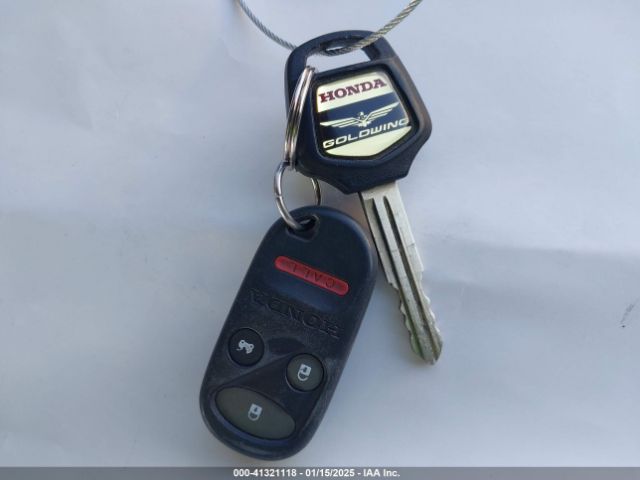 2008 HONDA GL1800 1HFSC47HX8A704723 Photo 10