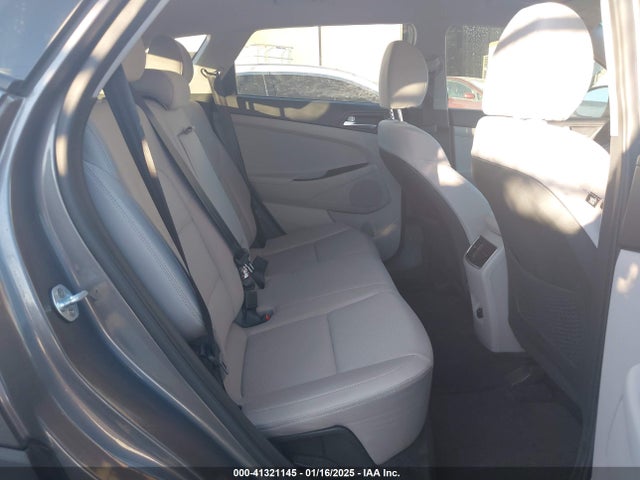 KM8J33AL7LU165297 Hyundai TUCSON SEL