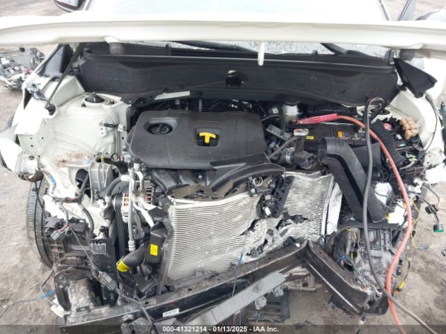 KNDEUCAA7R7559438 KIA SELTOS S