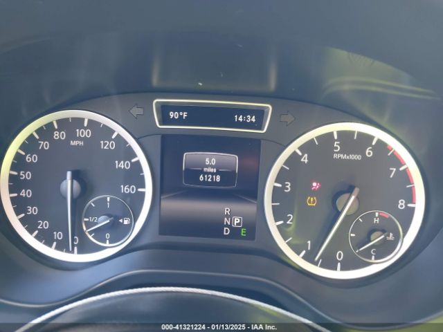 SJKCH5CP3JA058043 Infiniti Qx30 Sport