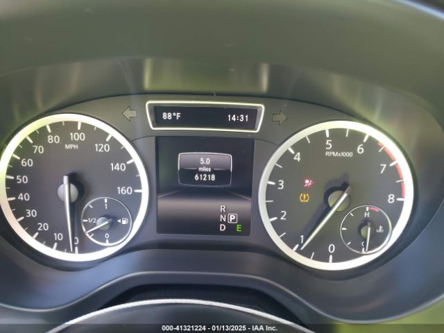 SJKCH5CP3JA058043 Infiniti Qx30 Sport