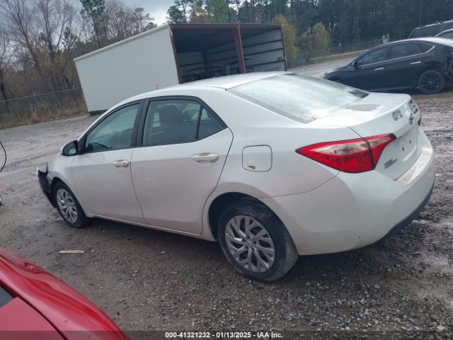5YFBURHE8HP597076 Toyota COROLLA LE