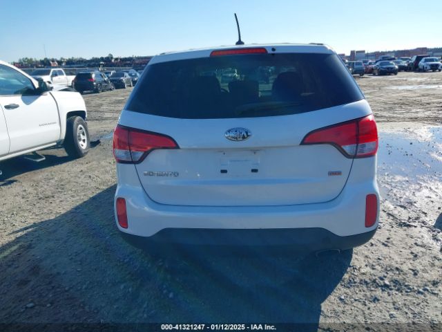 5XYKT3A64FG561762 KIA SORENTO LX