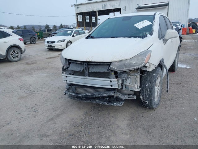 Chevrolet TRAX LS 2018 3GNCJNSB6JL157565 Image 6