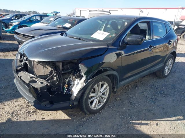 JN1BJ1CP1JW108049 Nissan Rogue Sport S
