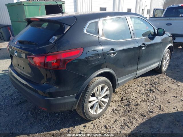 JN1BJ1CP1JW108049 Nissan Rogue Sport S