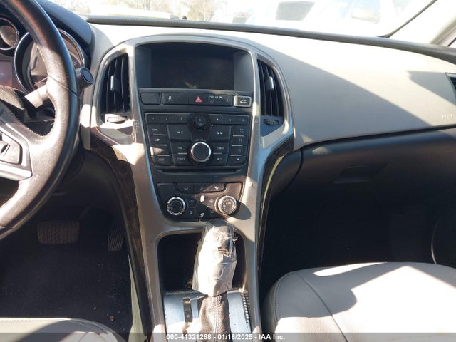 Buick Verano 2014 1G4PP5SK2E4197528 Image 16