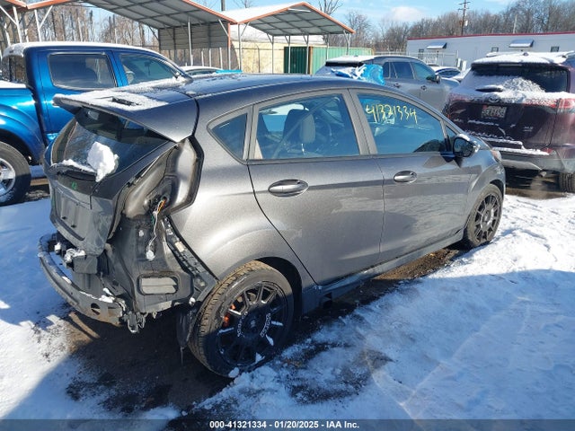 Ford FIESTA ST 2017 3FADP4GX8HM171259 Image 4