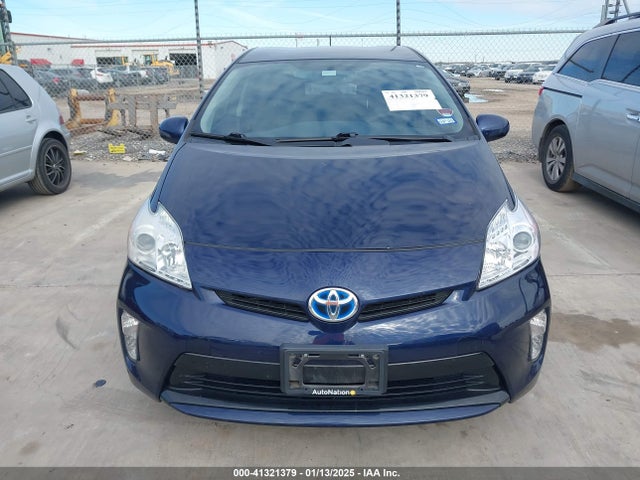 Toyota Prius Two 2014 JTDKN3DU7E1740977 Image 13