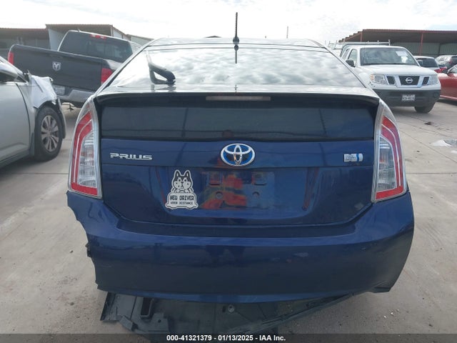 Toyota Prius Two 2014 JTDKN3DU7E1740977 Image 17