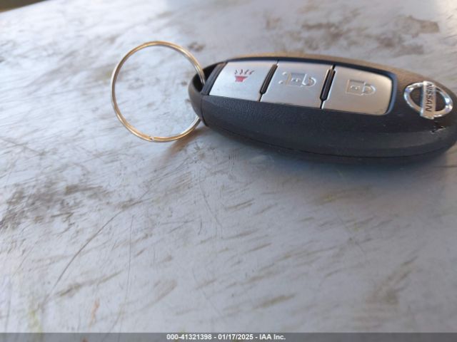 JN8AT3AB1MW225886 Nissan Rogue S Intelligent Awd