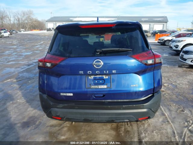 JN8AT3AB1MW225886 Nissan Rogue S Intelligent Awd