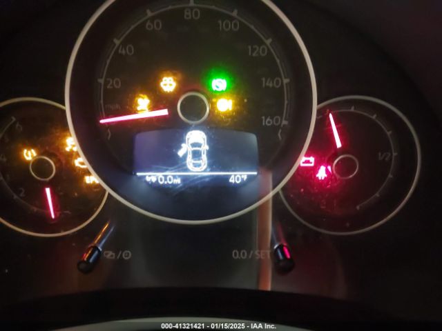 3VW5DAAT2JM503503 Volkswagen Beetle 2.0t Coast/2.0t S/2.0t Se