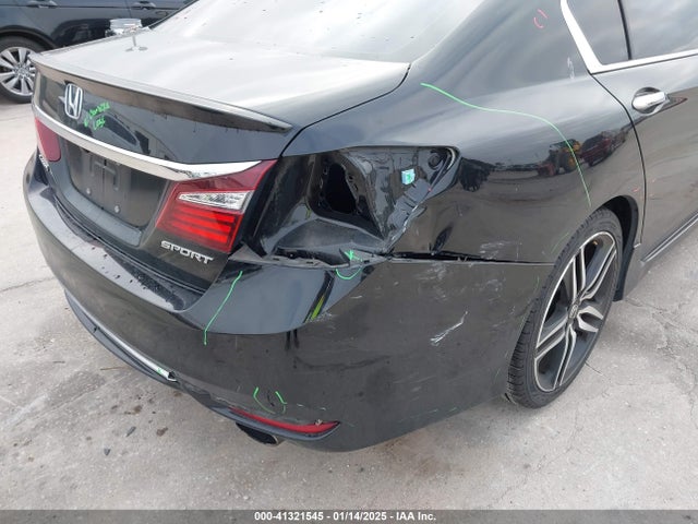 Продажа на аукционе авто 2017 Honda Accord Sport, vin: 1HGCR2F5XHA185599, номер лота: 41321545