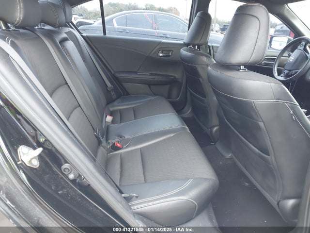 Продажа на аукционе авто 2017 Honda Accord Sport, vin: 1HGCR2F5XHA185599, номер лота: 41321545