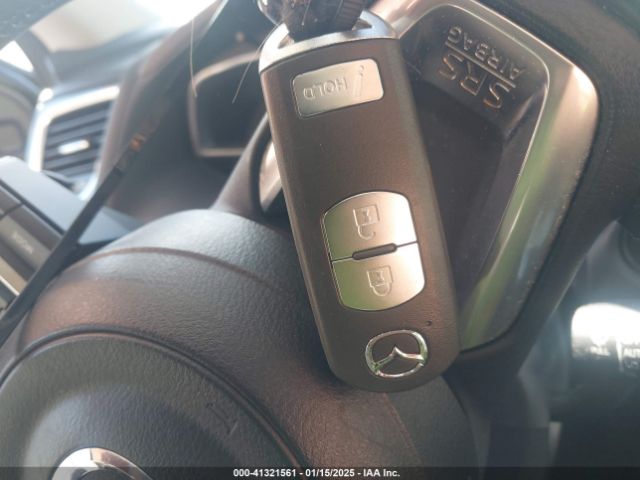 2017 MAZDA MAZDA3 JM1BN1M33H1125696 Photo 10