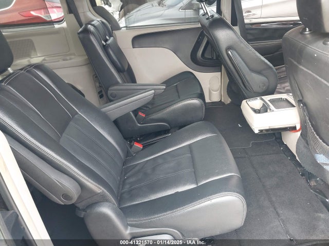 2C4RC1BG8FR553959 Chrysler Town & Country Touring