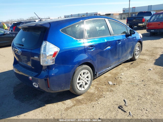 41321637 :رقم المزاد ، JTDZN3EU8C3147420 vin ، 2012 Toyota Prius V Three مزاد بيع