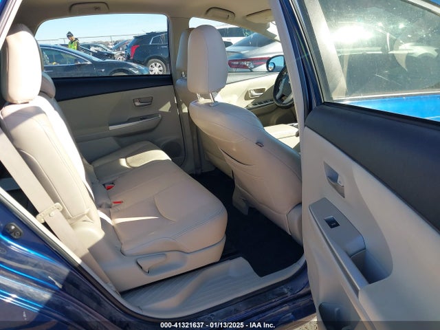 41321637 :رقم المزاد ، JTDZN3EU8C3147420 vin ، 2012 Toyota Prius V Three مزاد بيع
