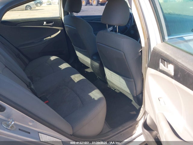 2013 Hyundai Sonata Gls მანქანა იყიდება აუქციონზე, vin: 5NPEB4ACXDH752572, აუქციონის ნომერი: 41321651