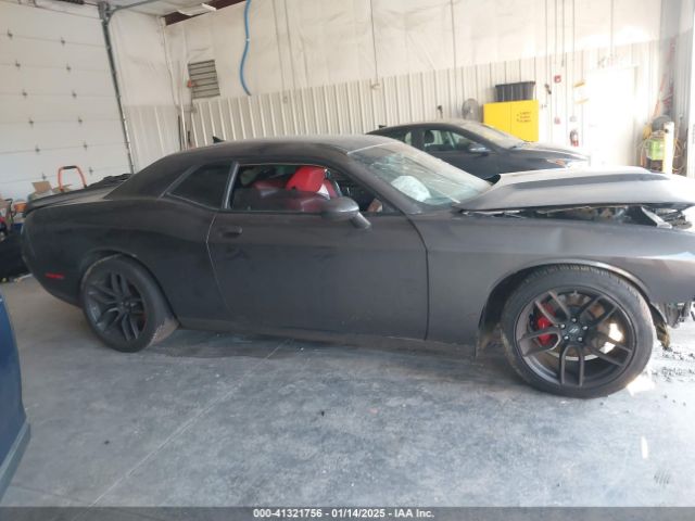 2C3CDZFJ8KH561863 Dodge Challenger R/t Scat Pack