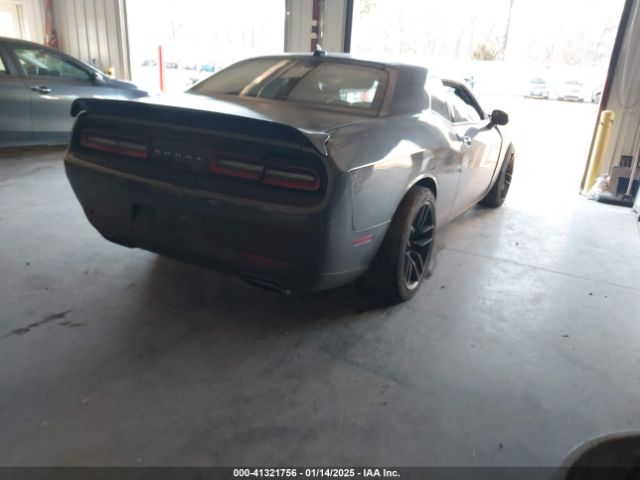 2C3CDZFJ8KH561863 Dodge Challenger R/t Scat Pack