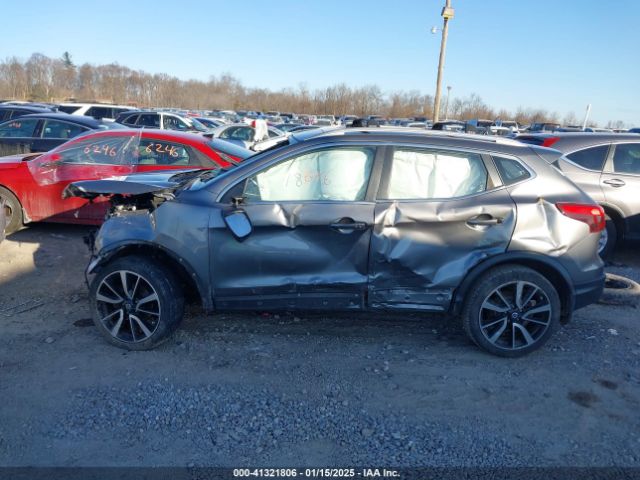 JN1BJ1CP8HW020870 Nissan Rogue Sport Sl