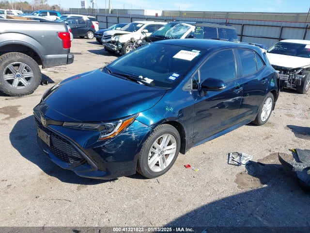 JTND4MBE2N3153843 Toyota COROLLA SE