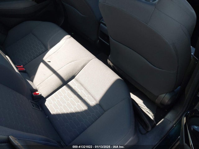 JTND4MBE2N3153843 Toyota COROLLA SE