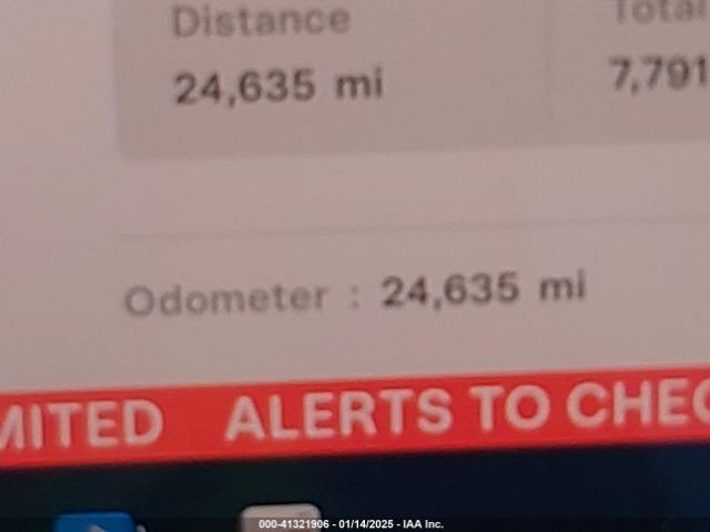 5YJ3E1EBXKF413806 Tesla Model 3 Long Range/performance