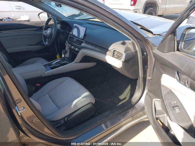 1HGCV1F10KA027976 Honda ACCORD LX