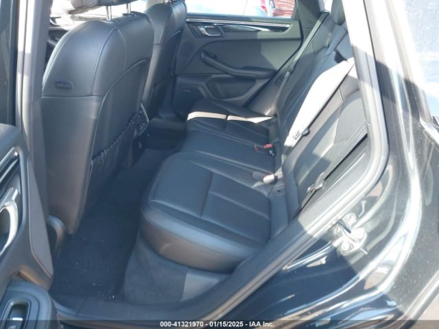 2017 PORSCHE MACAN WP1AA2A58HLB00394 Photo 7