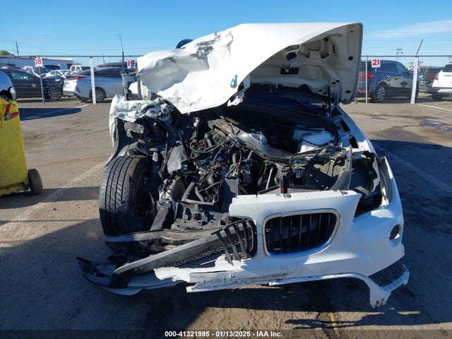WBAVM1C50FVZ94553 BMW X1 Sdrive28i