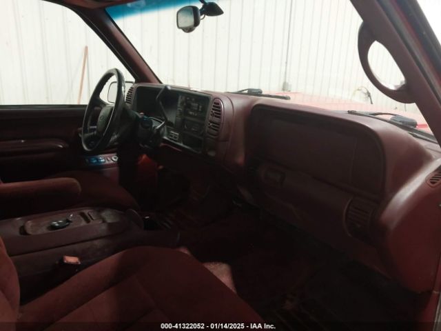 1999 CHEVROLET TAHOE 1GNEK13R5XJ324704 Photo 4