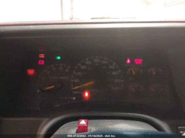 1999 CHEVROLET TAHOE 1GNEK13R5XJ324704 Photo 6